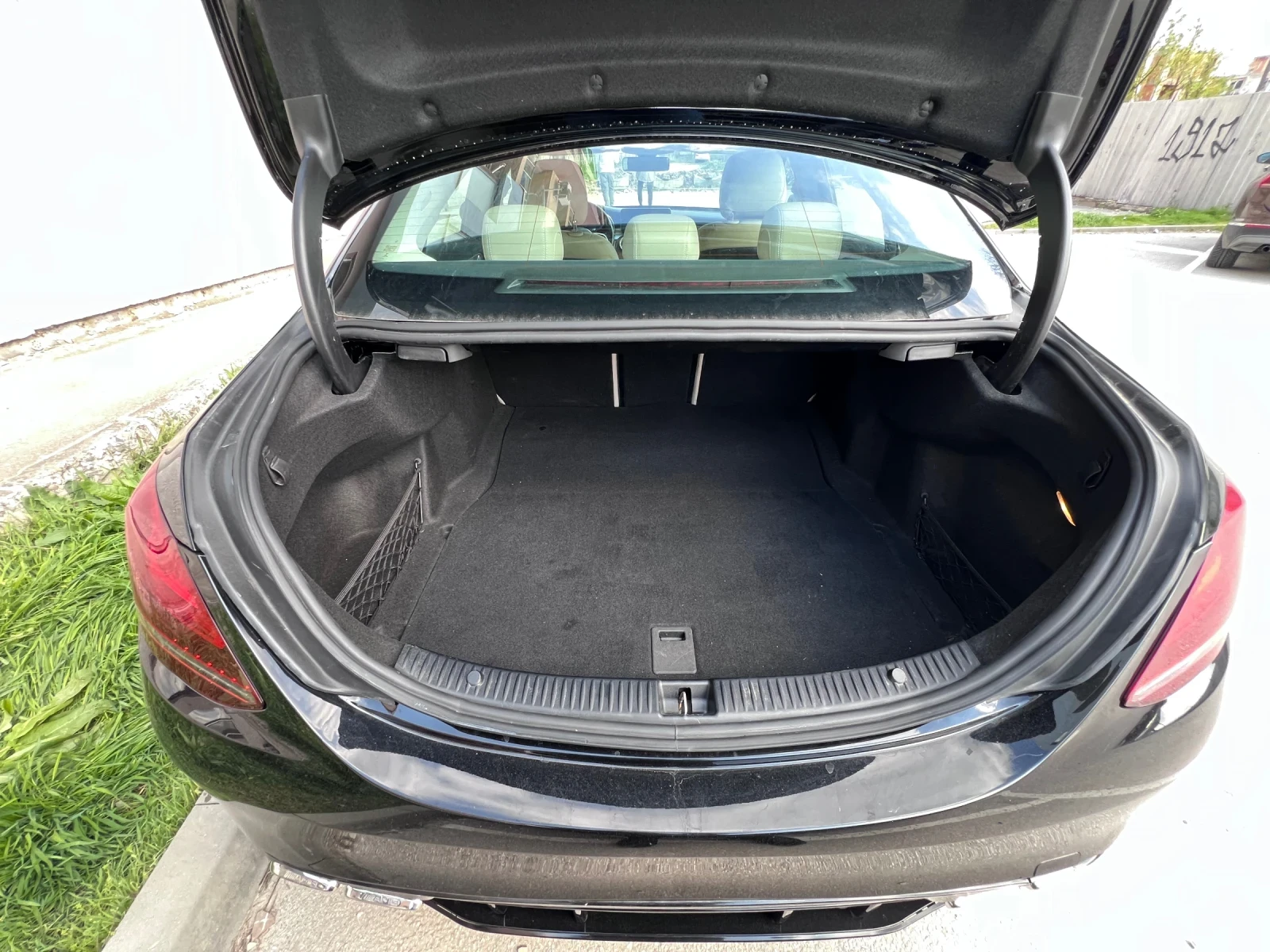 Mercedes-Benz C 300 2021, 4matic, 2.0L, 255к.с. 49000 км. - изображение 8