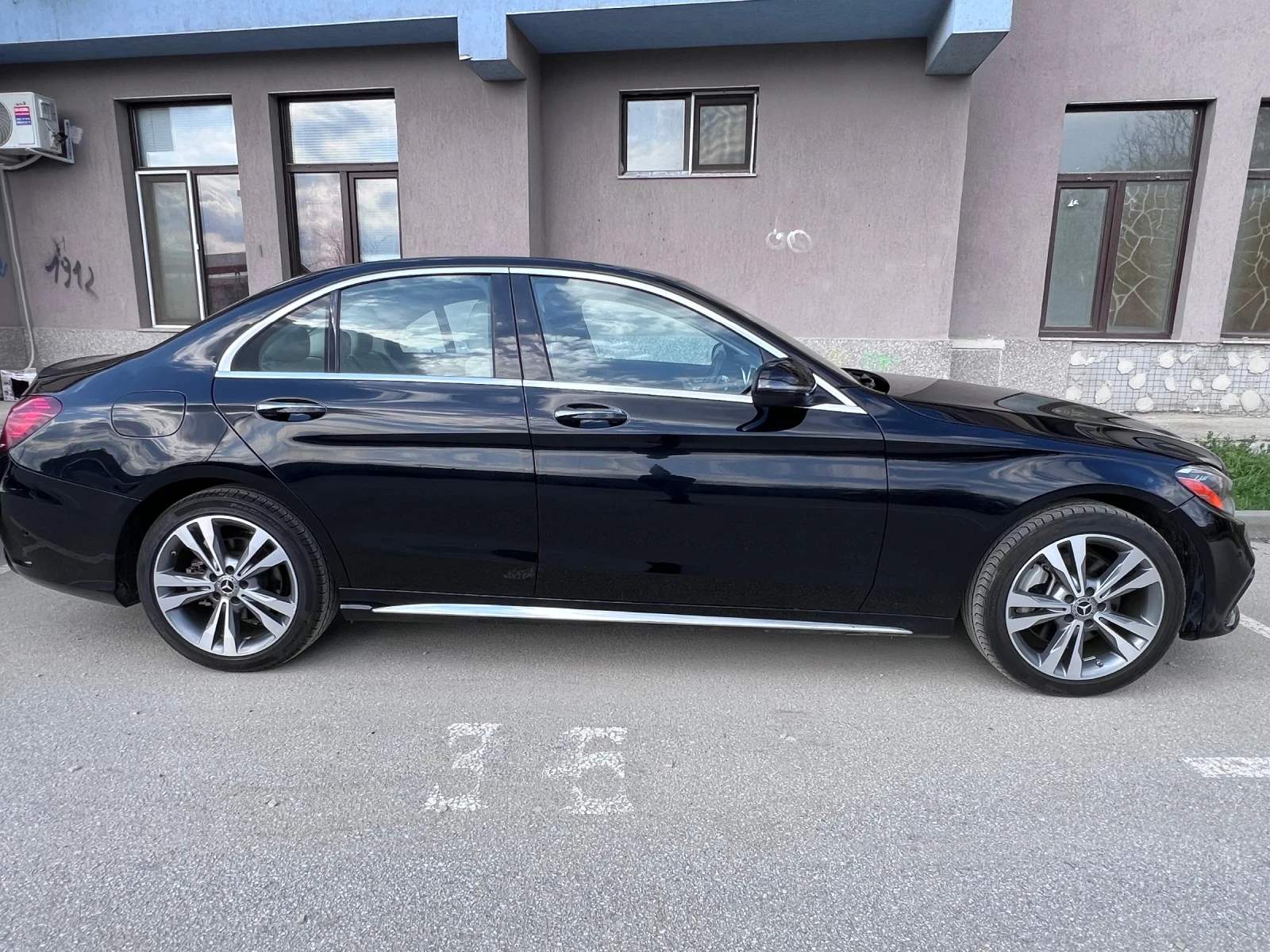 Mercedes-Benz C 300 2021, 4matic, 2.0L, 255к.с. 49000 км. - изображение 3