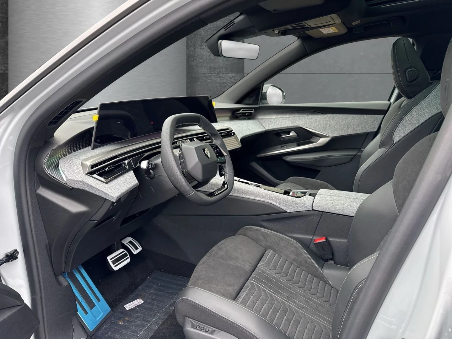 Peugeot 5008 !GT/145HP/COMF-PACK/360/NAVI/AMB/KLESS/255vpr | Mobile.bg   12