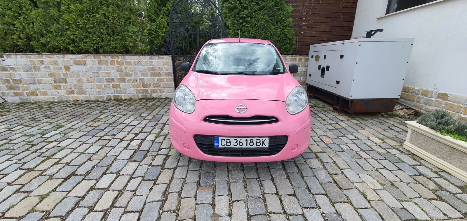 Nissan Micra Автоматик - изображение 2