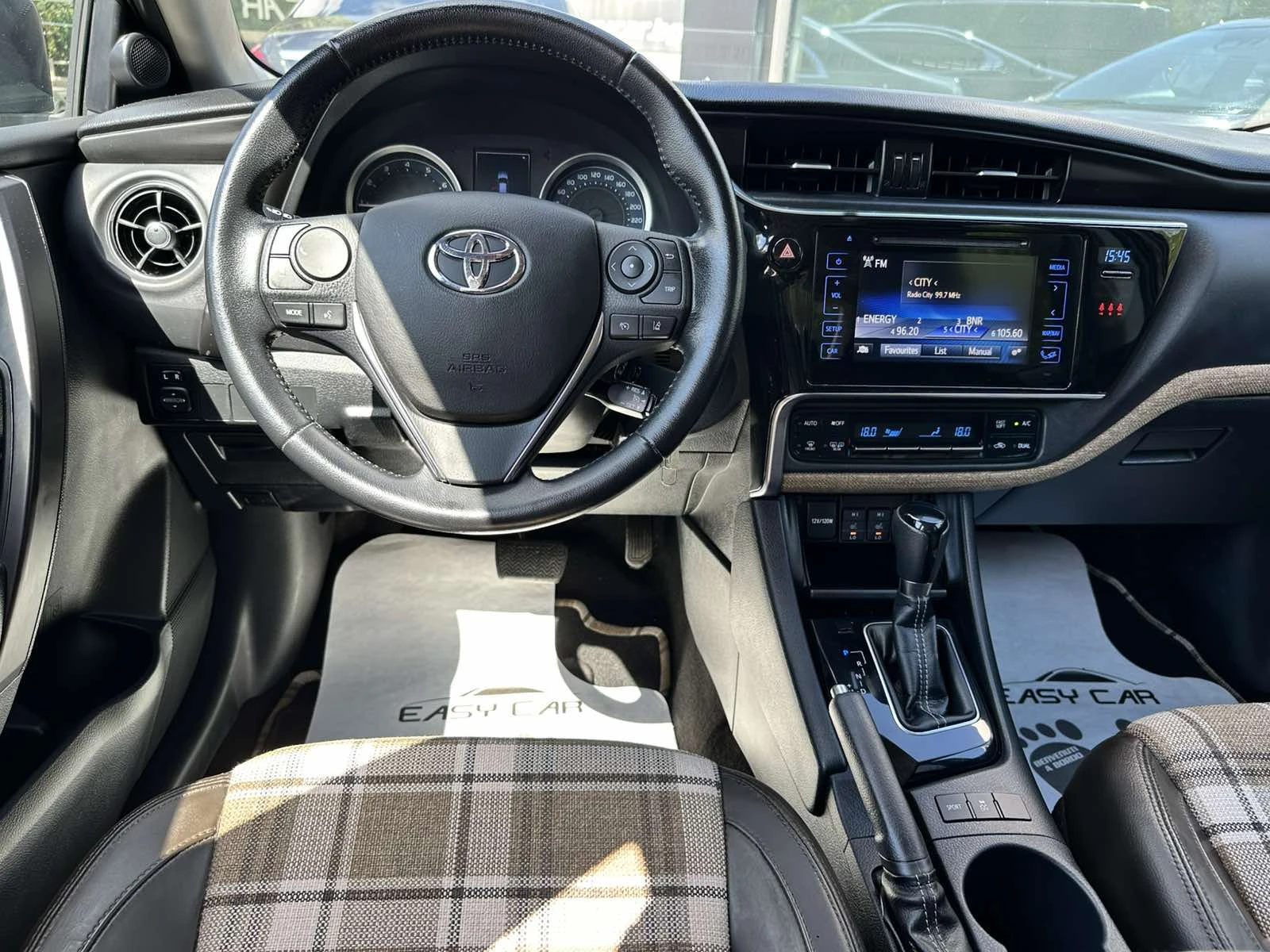 Toyota Corolla  - изображение 9