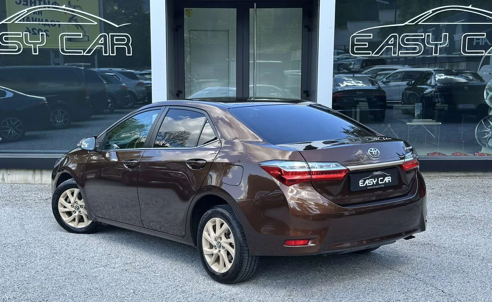 Toyota Corolla  - изображение 4