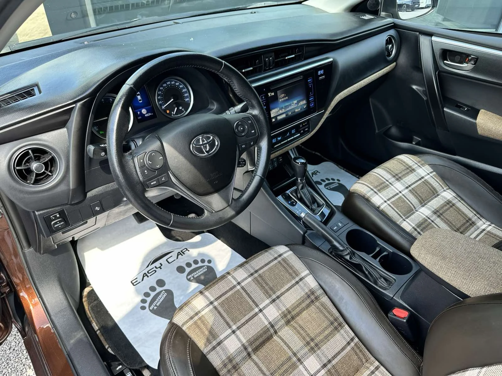 Toyota Corolla  - изображение 8