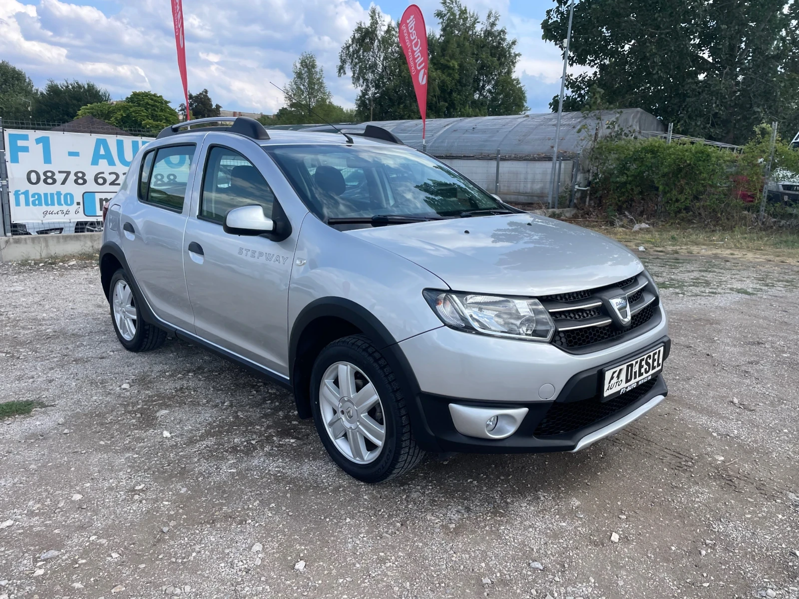 Dacia Sandero STEPWAY-1.5DCI-NAVI-ITALIA - изображение 3