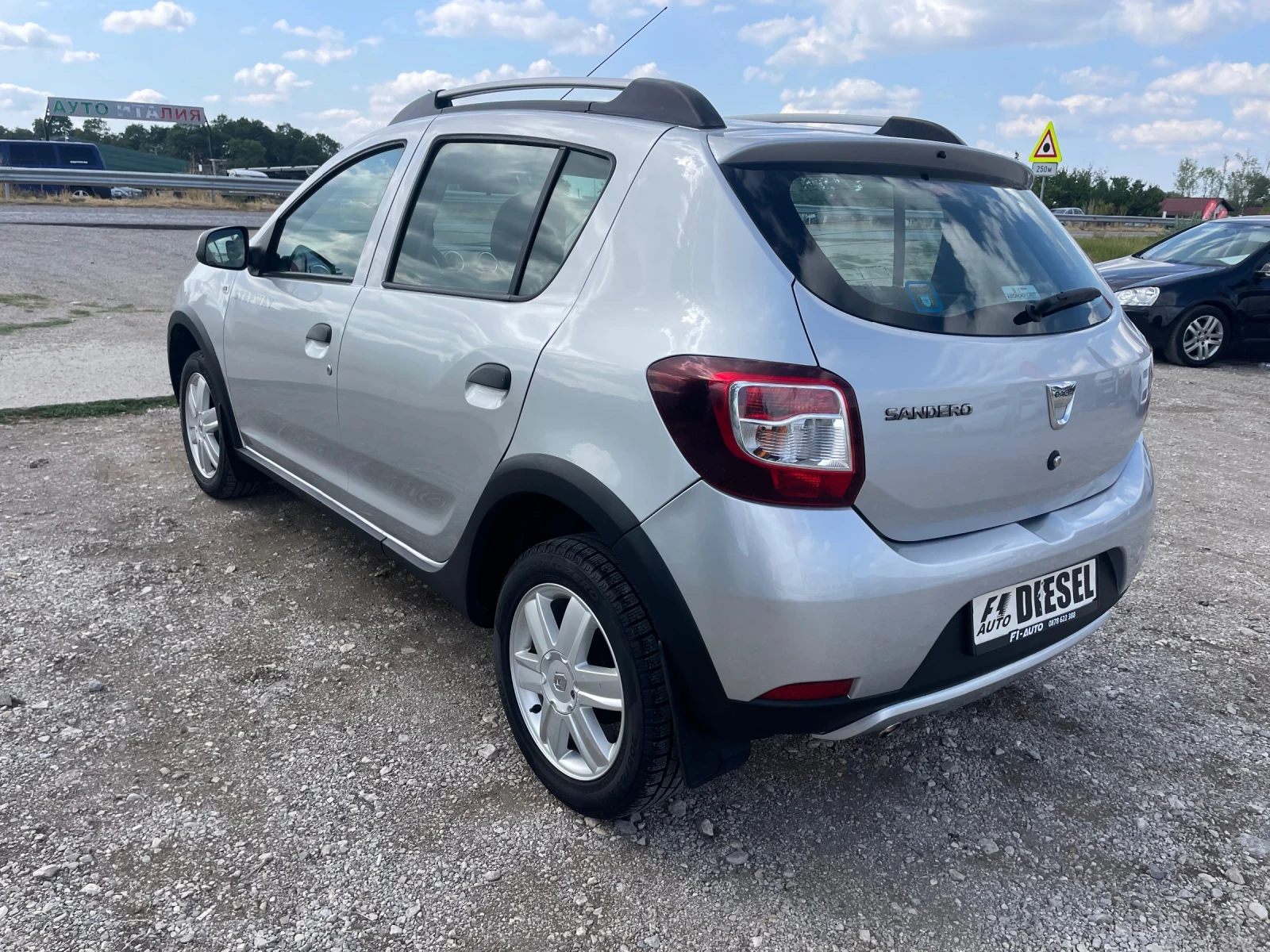Dacia Sandero STEPWAY-1.5DCI-NAVI-ITALIA - изображение 10