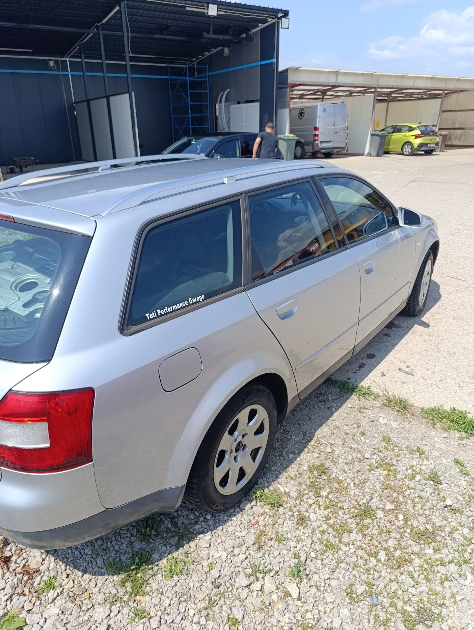 Audi A4  - изображение 2