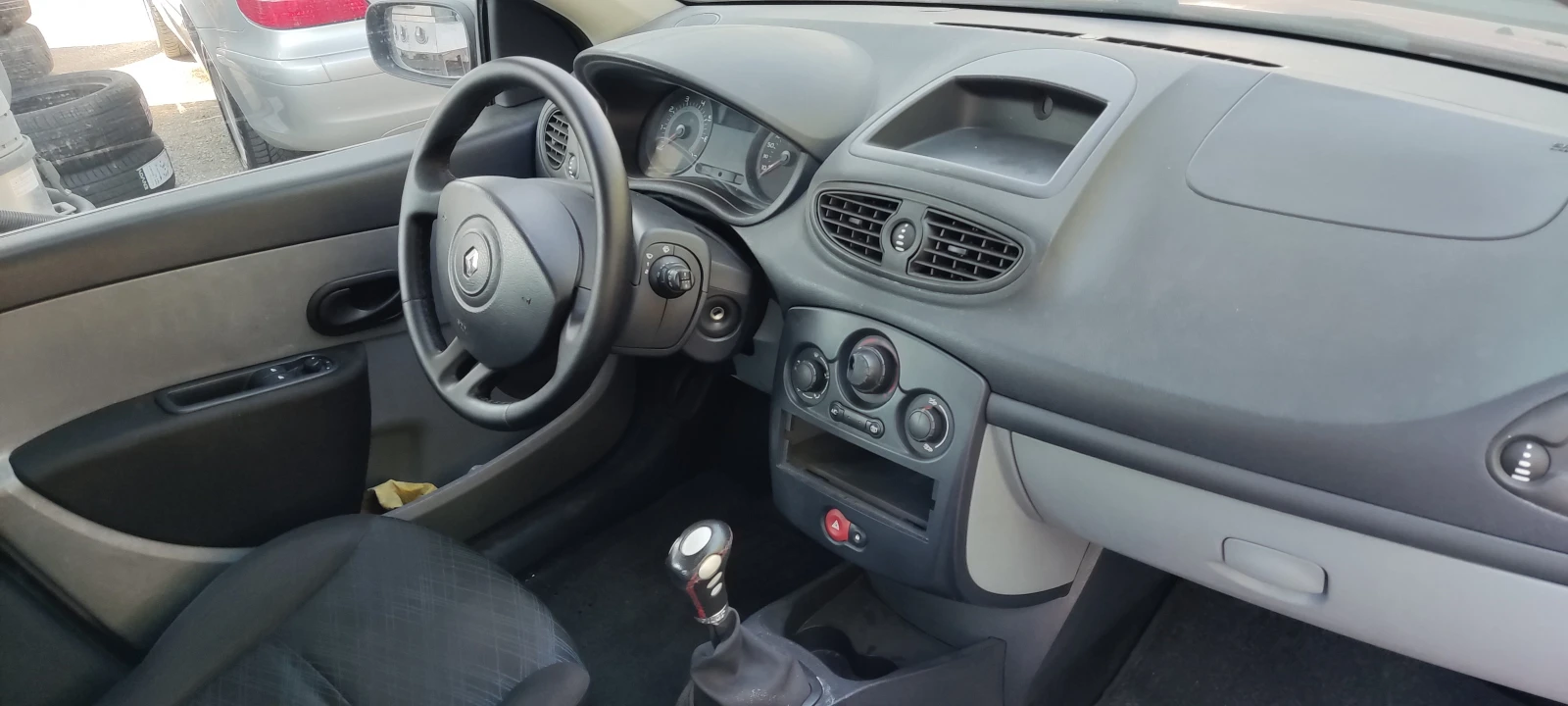Renault Clio  - изображение 9