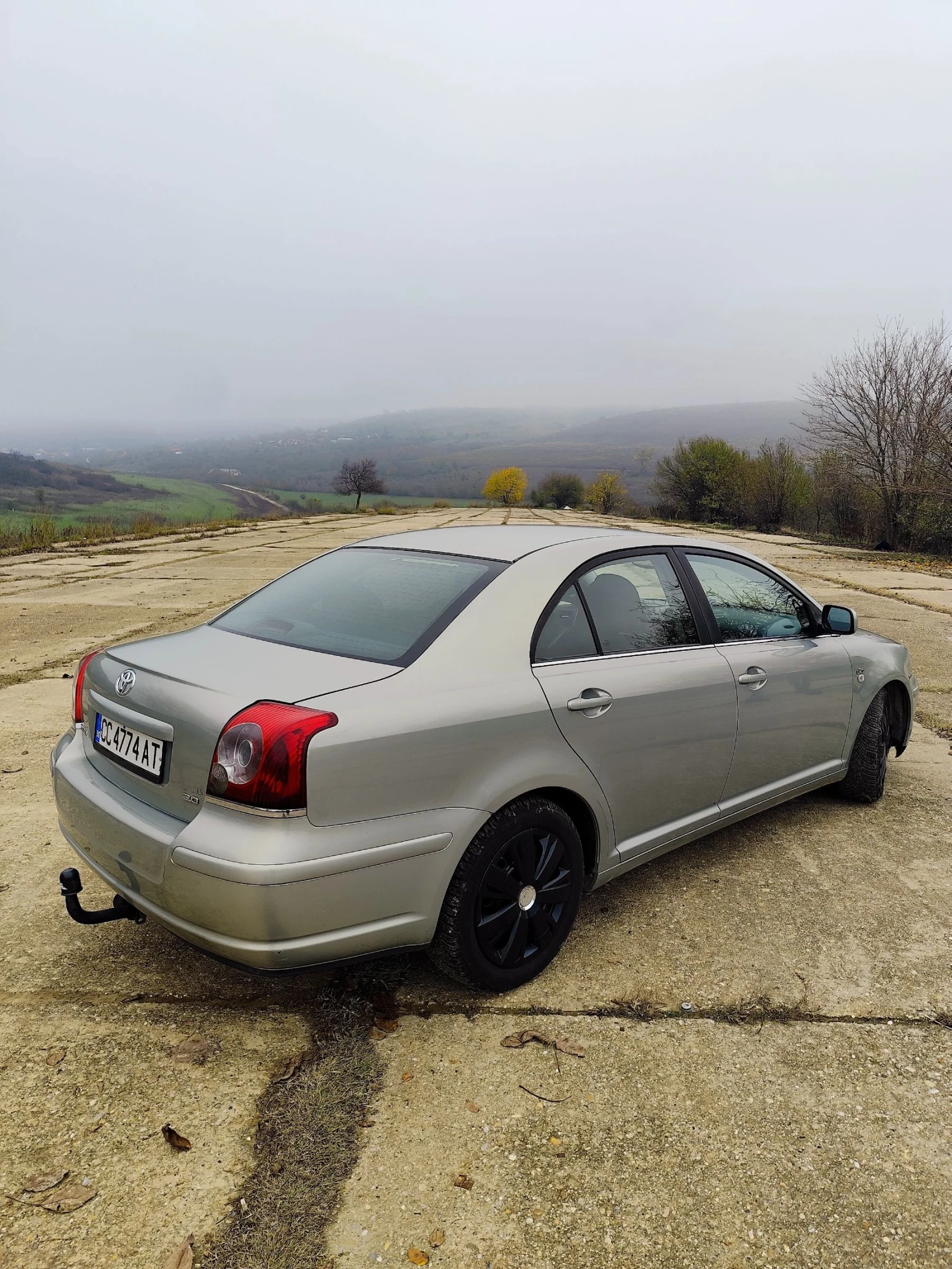 Toyota Avensis 2.0 116 к.с. - изображение 3