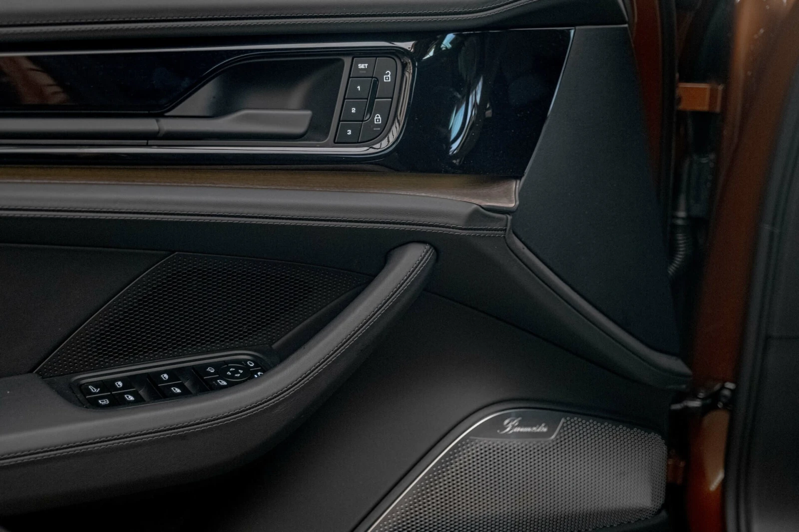 Porsche Panamera Turbo E-Hyb/PDLS+ /PDK/Active Ride/Burm/Beifahrer- | Mobile.bg   7