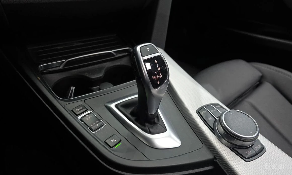 BMW 320  - изображение 9