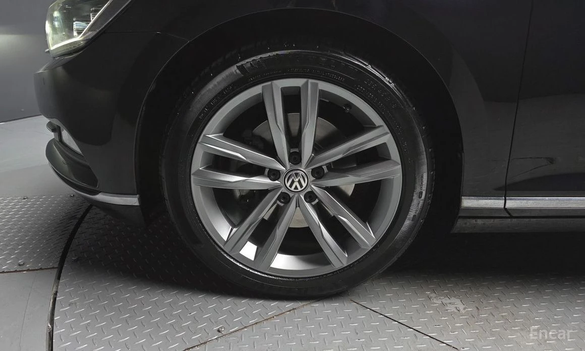 VW Passat  - изображение 5