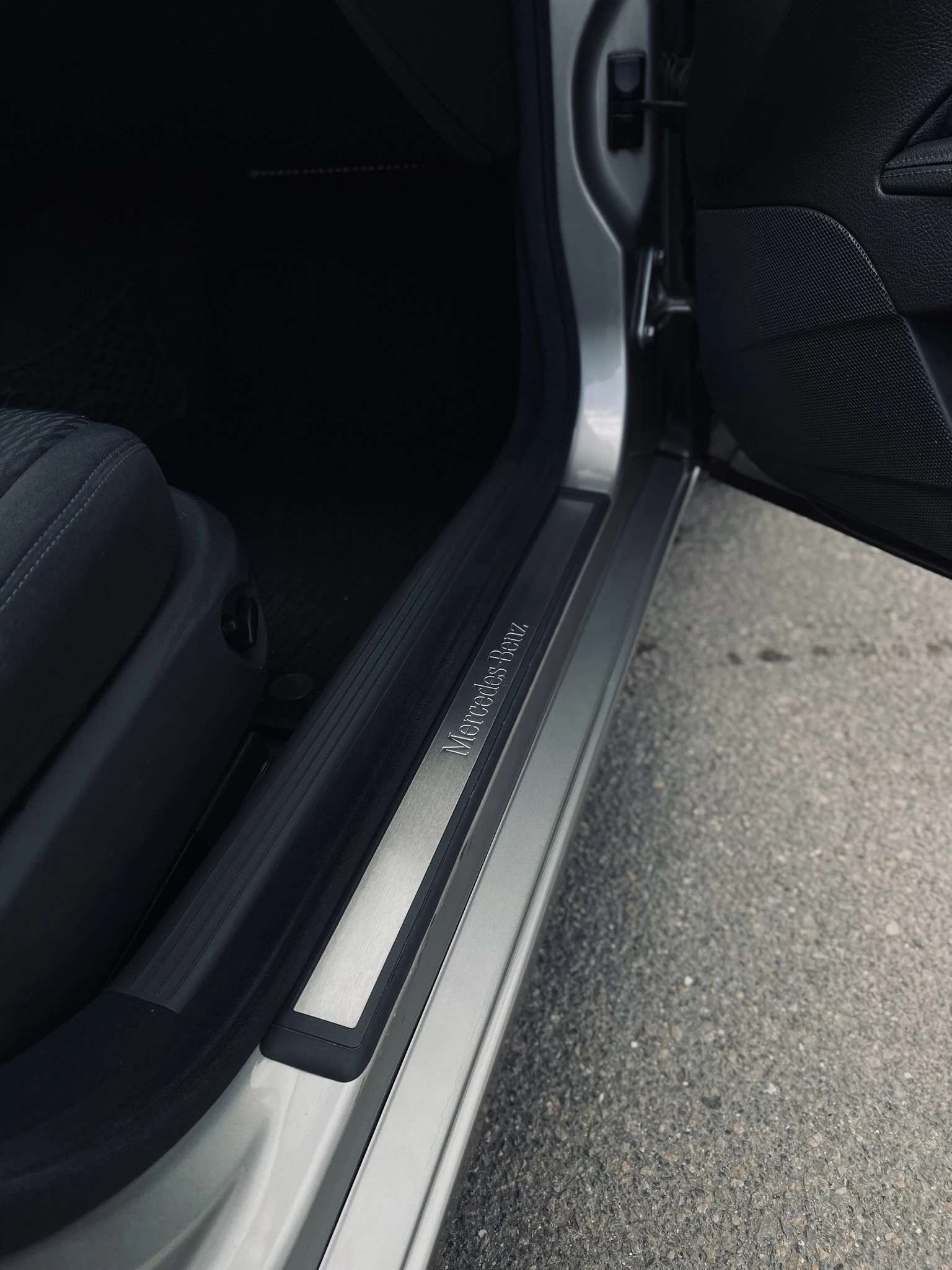 Mercedes-Benz E 220 | Mobile.bg � ����������� 9