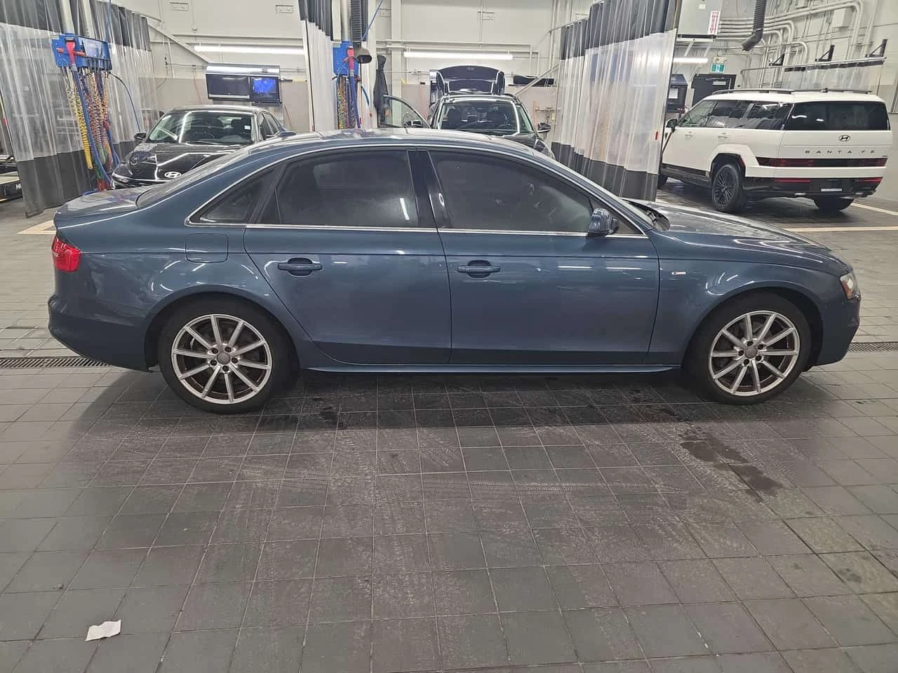 Audi A4 * Progressiv plus * CARFAX * ПАНОРАМА * KEYLESS *  - изображение 3