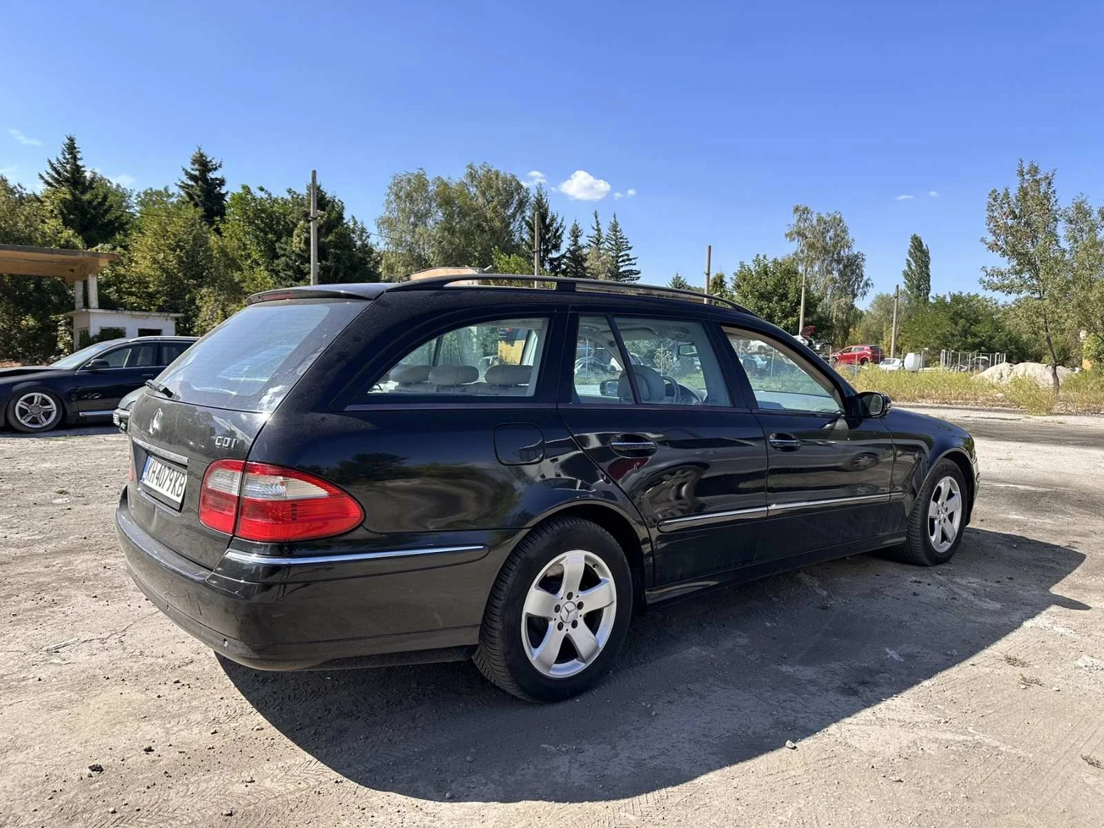 Mercedes-Benz E 270, снимка 6 - Автомобили и джипове - 53756722