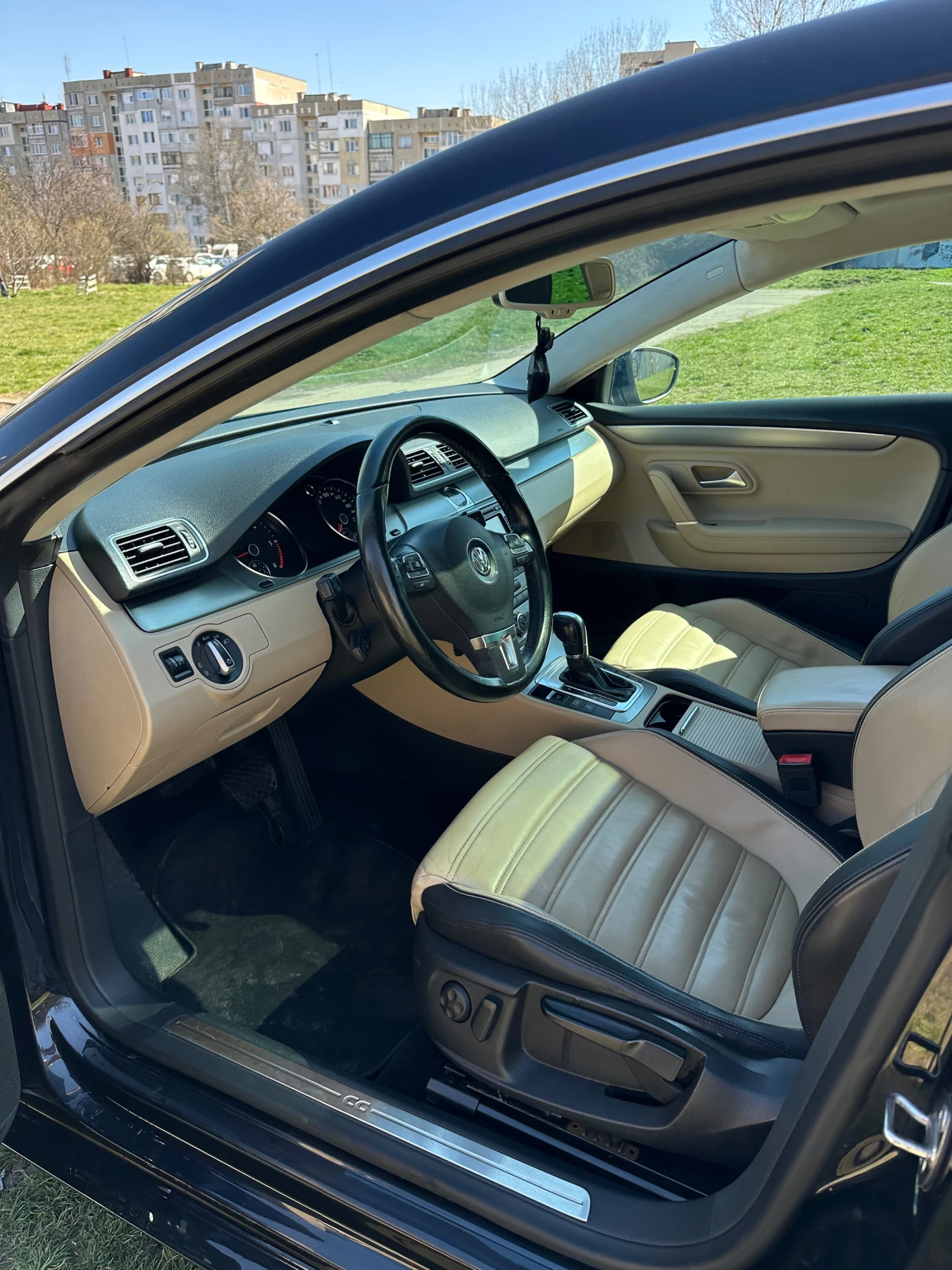 VW CC, снимка 10 - Автомобили и джипове - 53838536