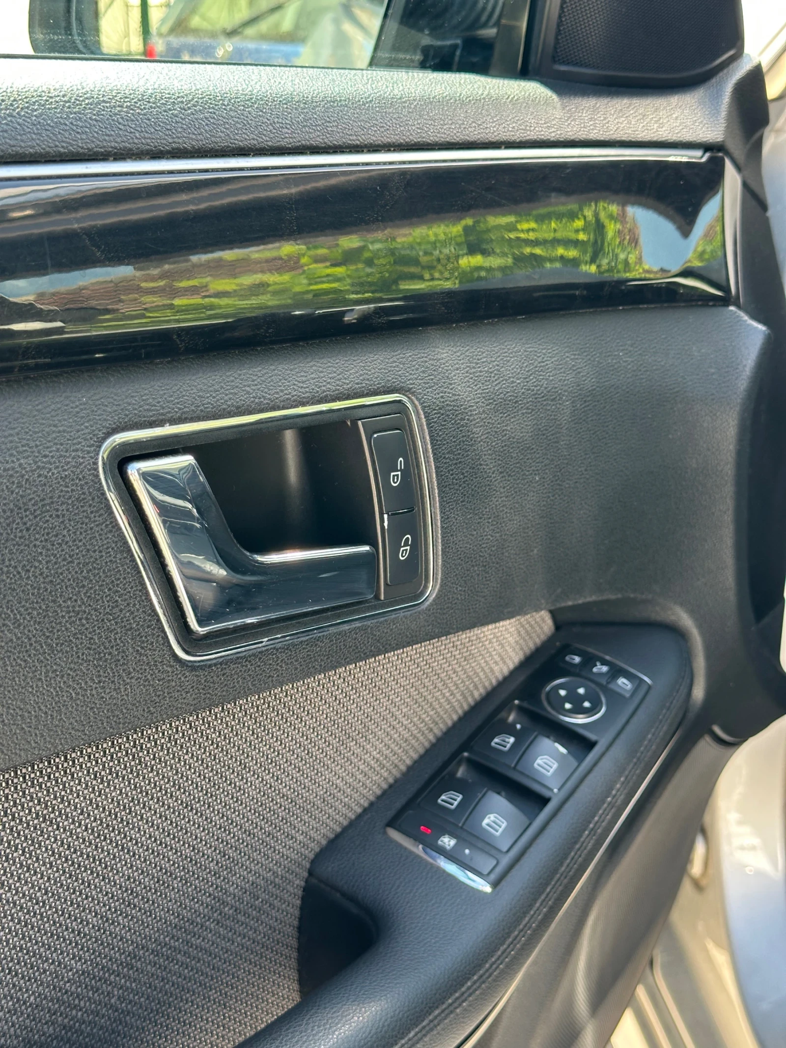 Mercedes-Benz E 350 E350, снимка 9 - Автомобили и джипове - 54329987