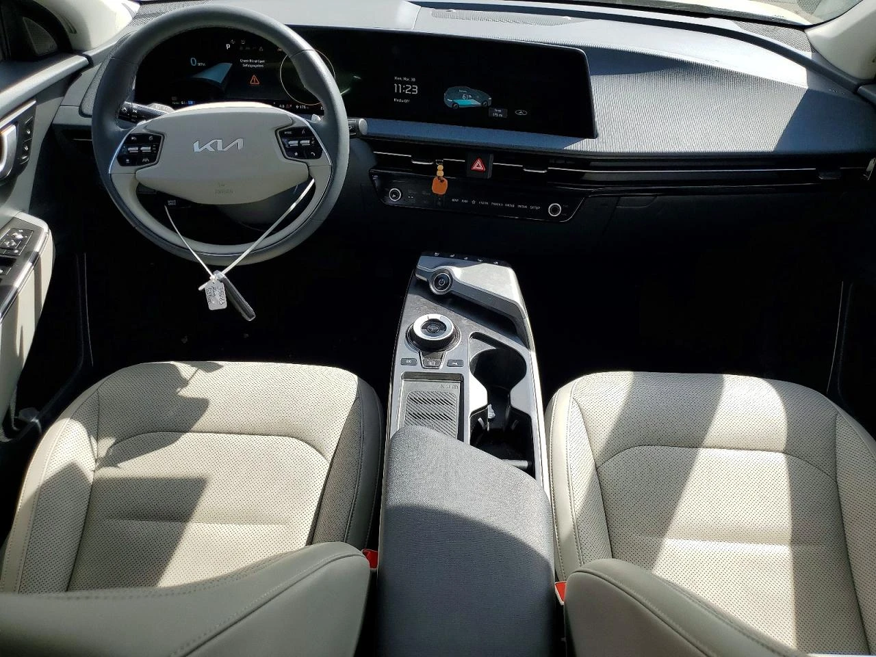 Kia EV6 0.0l Wind, снимка 8 - Автомобили и джипове - 54429415