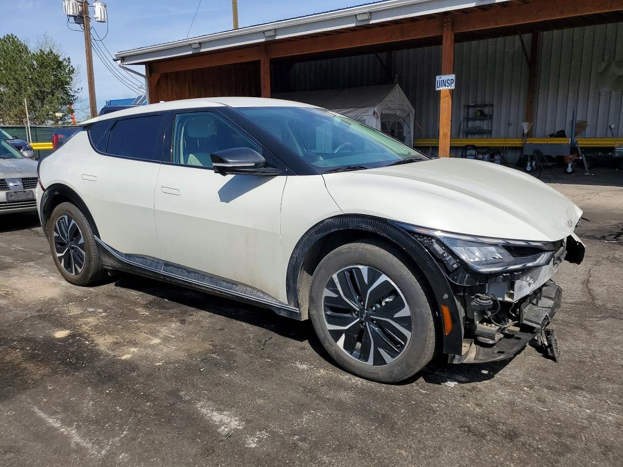 Kia EV6 0.0l Wind, снимка 4 - Автомобили и джипове - 54429415