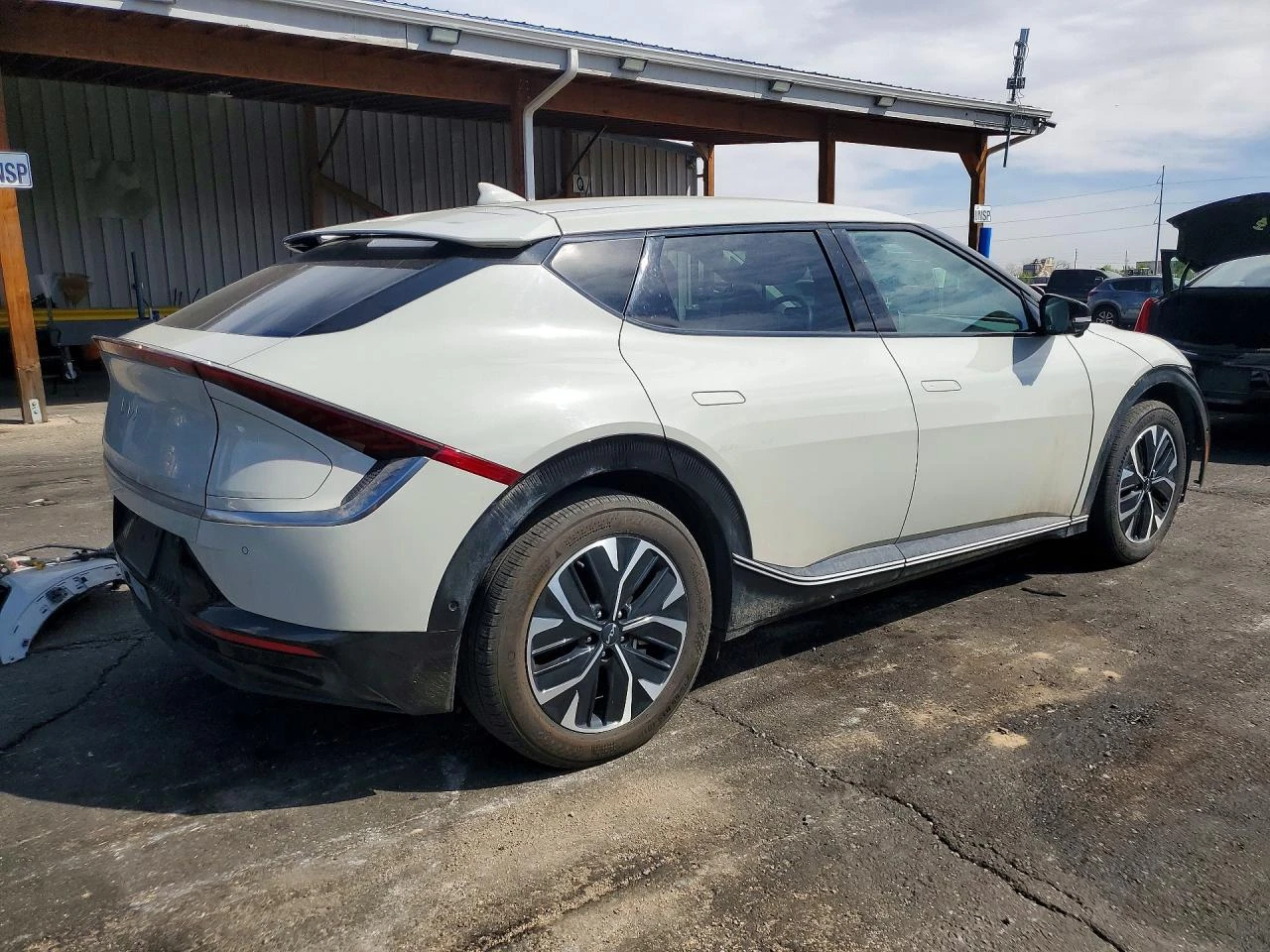Kia EV6 0.0l Wind, снимка 3 - Автомобили и джипове - 54429415