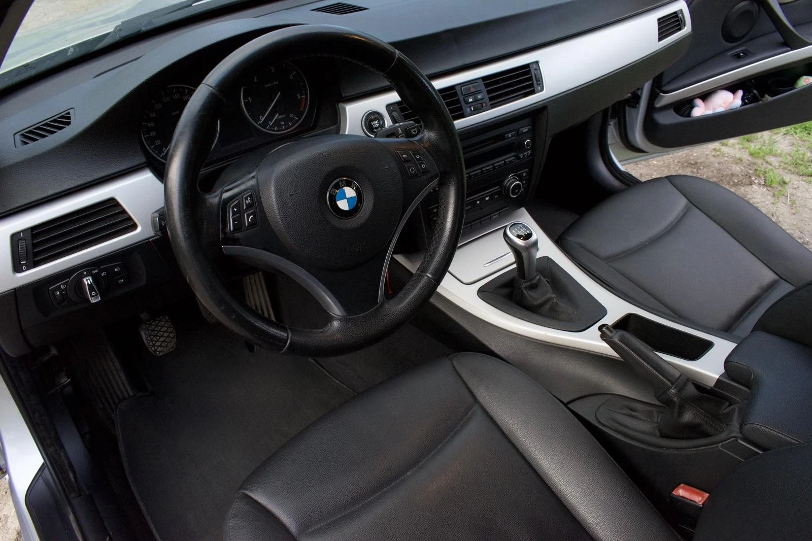 BMW 320, снимка 6 - Автомобили и джипове - 54703521