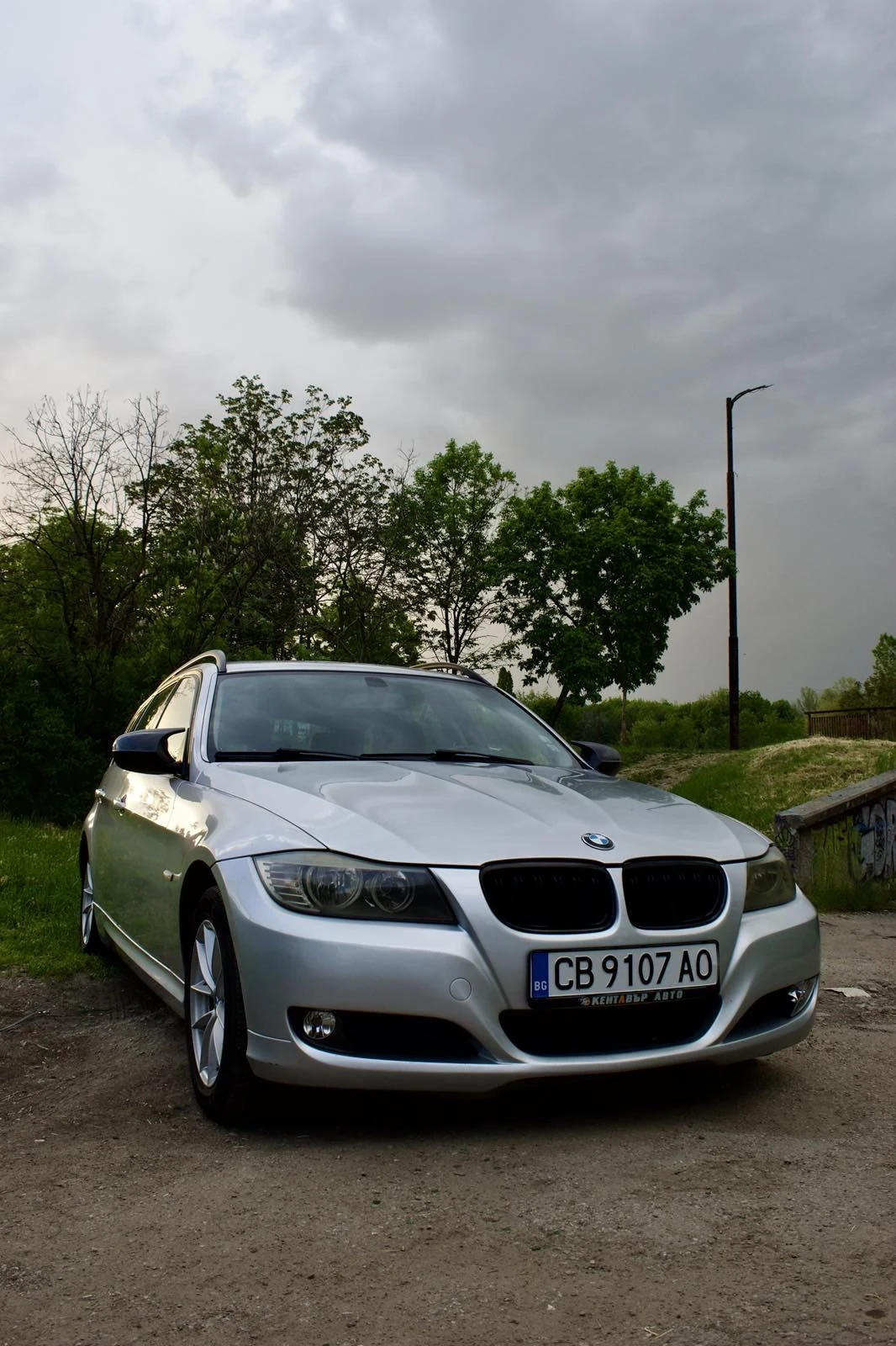 BMW 320, снимка 2 - Автомобили и джипове - 54703521