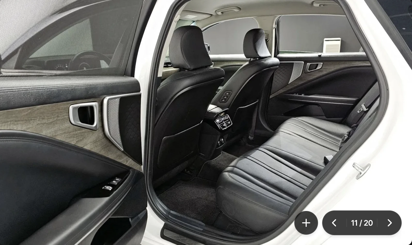 Kia K8 3.8* LPG* PRESTIGE* ОБДУХВАНЕ* 360КАМЕРА* LANE* AS, снимка 15 - Автомобили и джипове - 55028336