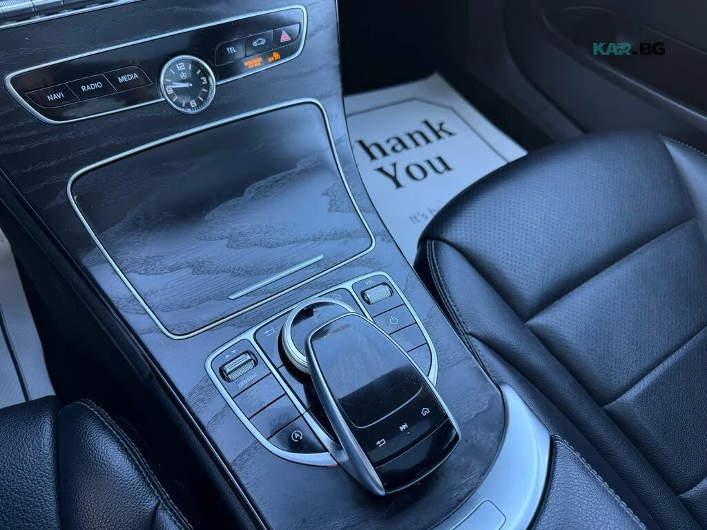 Mercedes-Benz C 300 4MATIC* AвтоКредит* (ЦЕНА ДО БГ), снимка 15 - Автомобили и джипове - 55014605