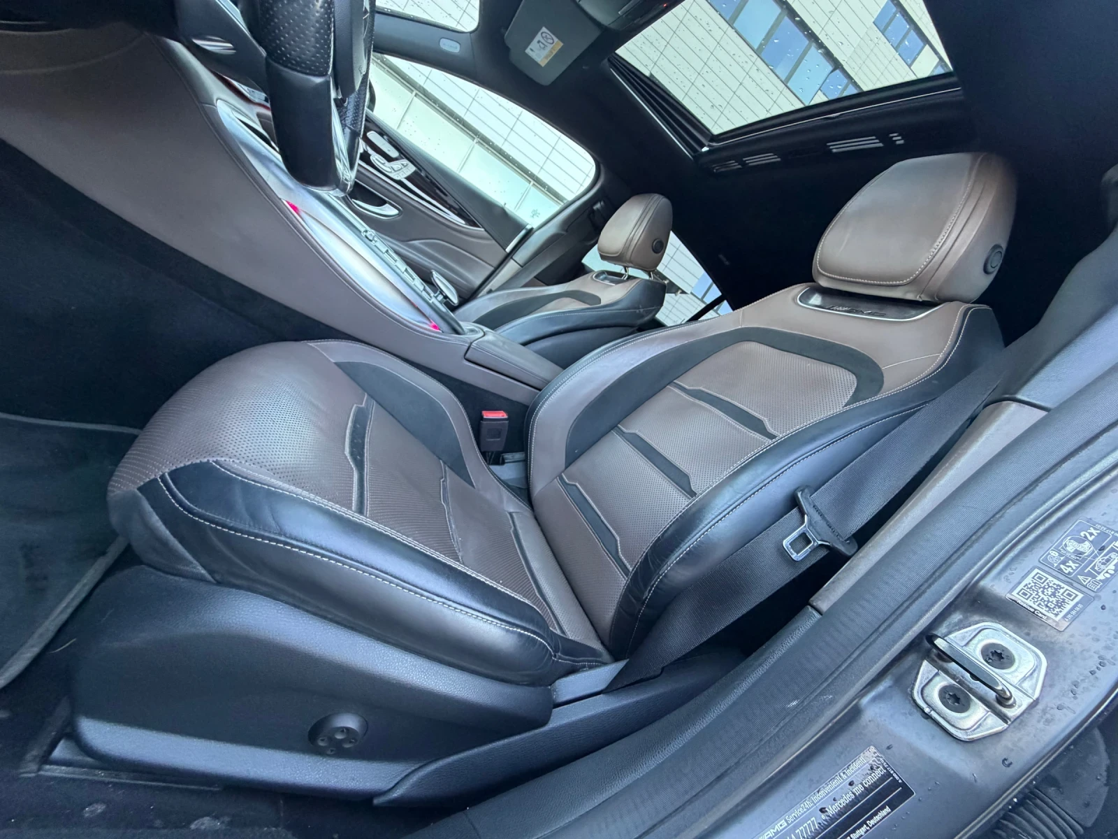 Mercedes-Benz AMG GT БАРТЕР* 53* МАТ* ЛИЗИНГ, снимка 10 - Автомобили и джипове - 55425405