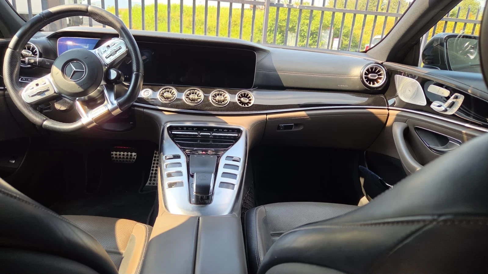 Mercedes-Benz AMG GT 53* МАТ* ОЧАКВАН* Внос, снимка 3 - Автомобили и джипове - 55425405