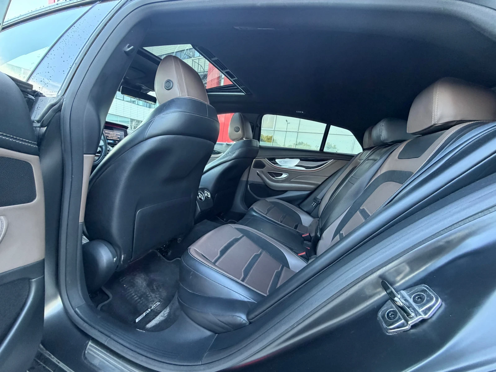 Mercedes-Benz AMG GT БАРТЕР* 53* МАТ* ЛИЗИНГ, снимка 9 - Автомобили и джипове - 55425405