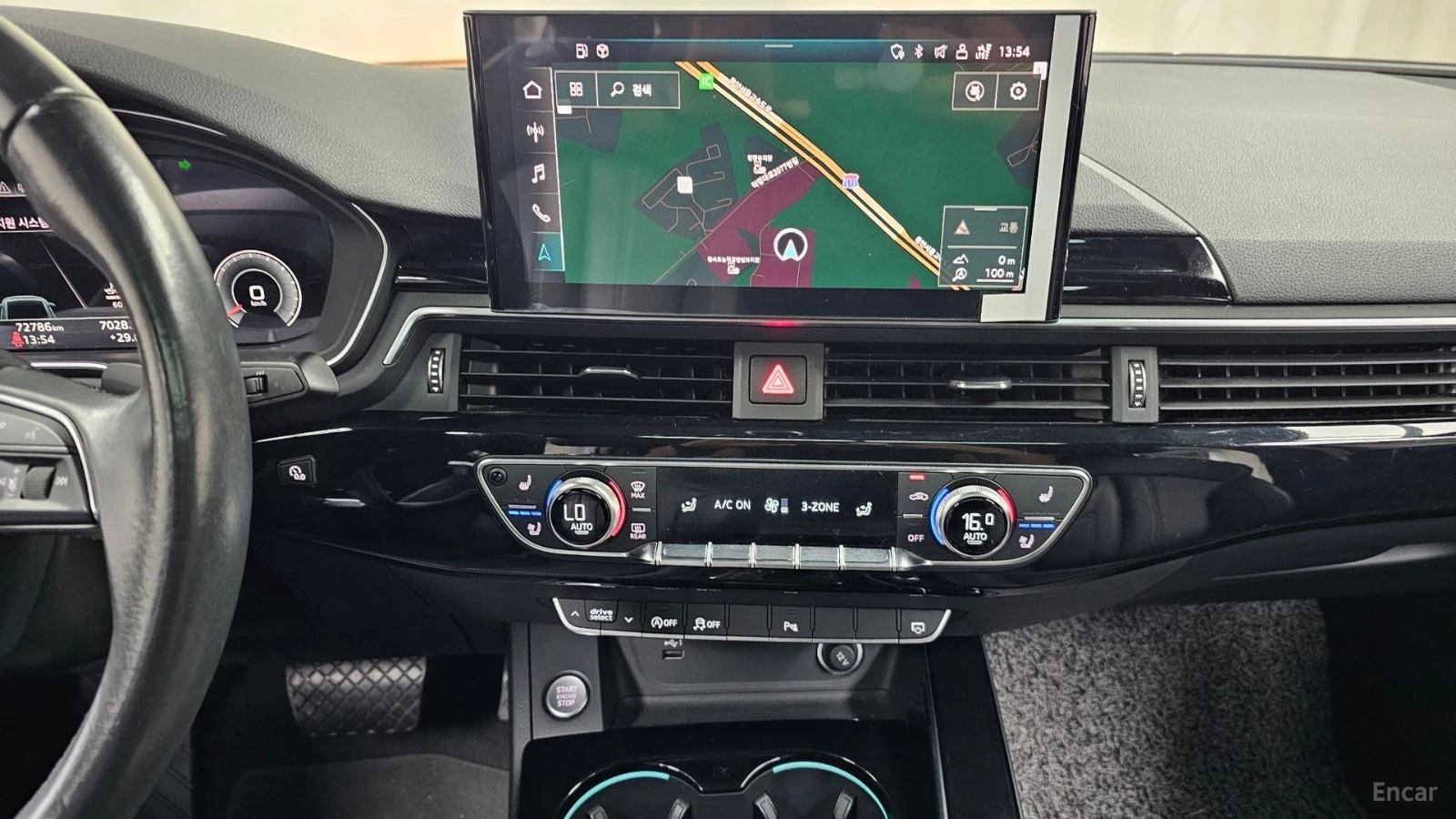 Audi A4 40 TFSI PREMIUM* HUD* КОЖА* ОБДУХВ* НАВИ* ПАНО, снимка 10 - Автомобили и джипове - 55480989