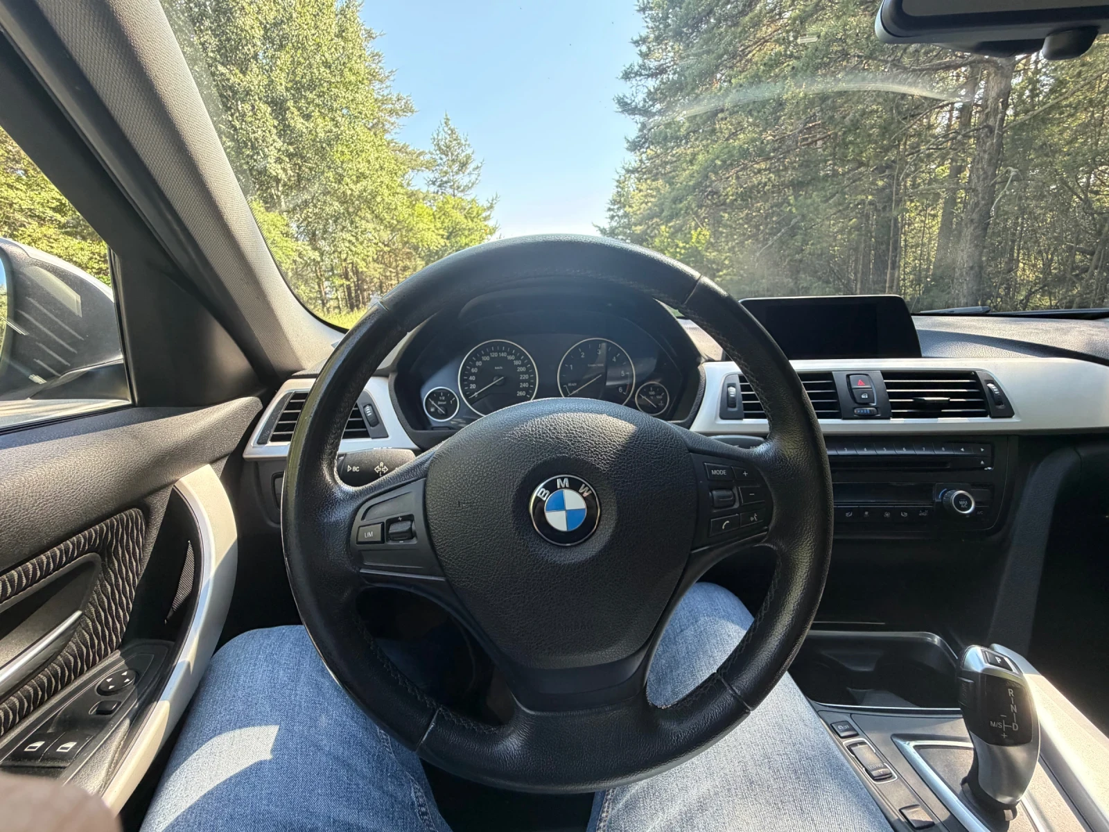 BMW 330 Xdrive F30, снимка 14 - Автомобили и джипове - 55513414