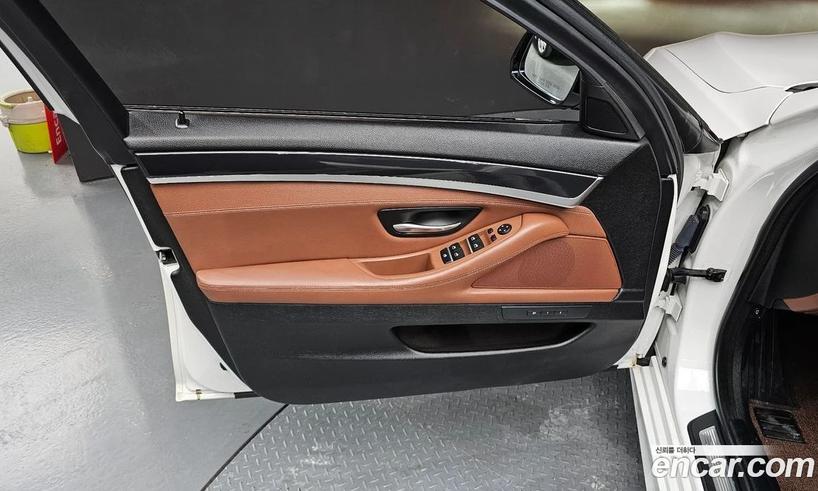 BMW 520 520d M Aero Dynamic, снимка 13 - Автомобили и джипове - 56156992