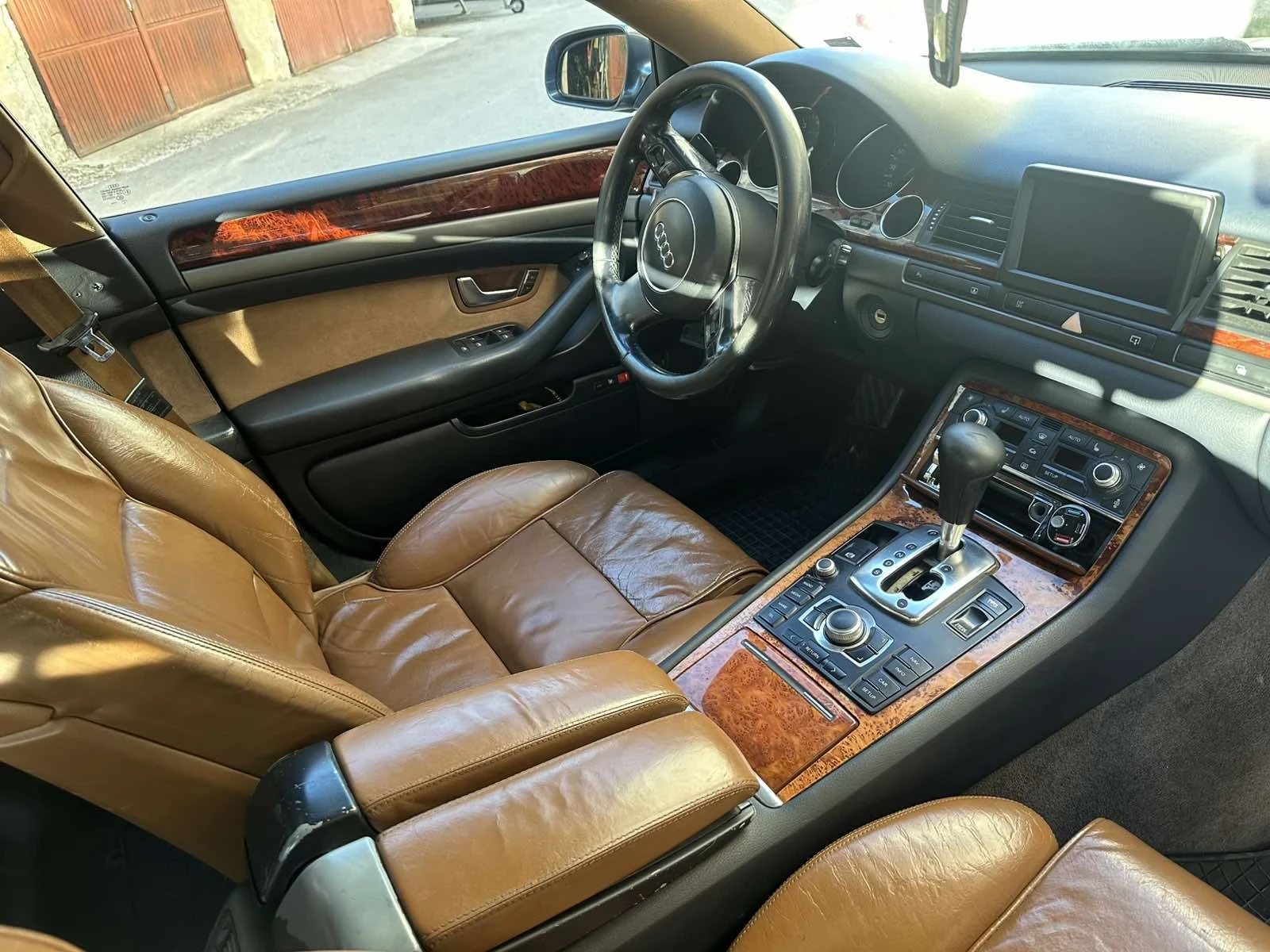 Audi A8, снимка 7 - Автомобили и джипове - 56391692