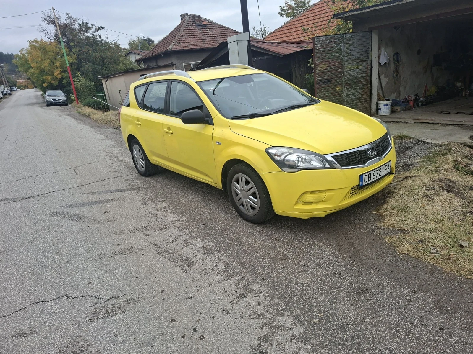 Kia Ceed 1.4 газ, снимка 2 - Автомобили и джипове - 56552881