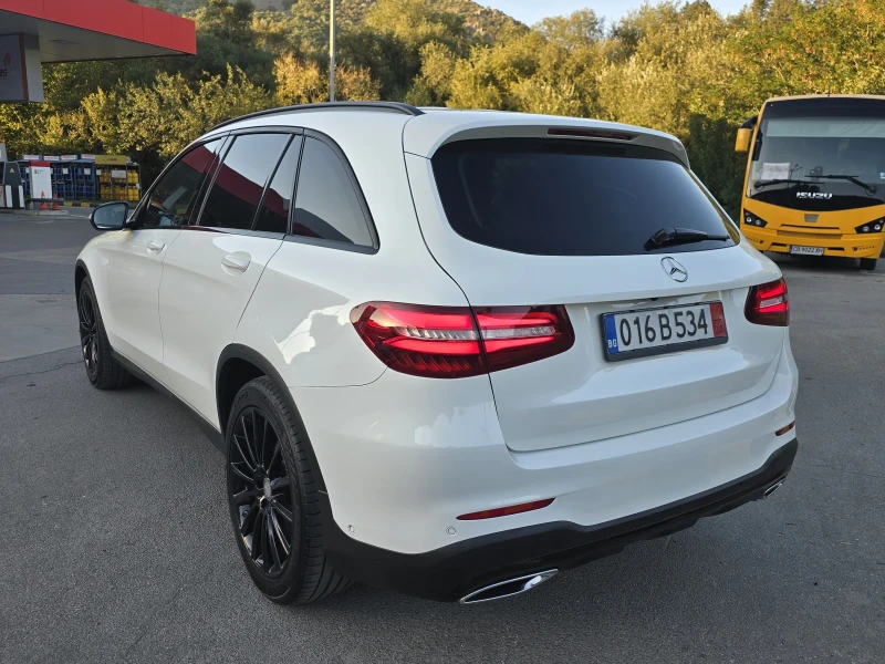 Mercedes-Benz GLC 250 Топ състояние 100% Реални километри продажба на ли, снимка 4 - Автомобили и джипове - 51812947