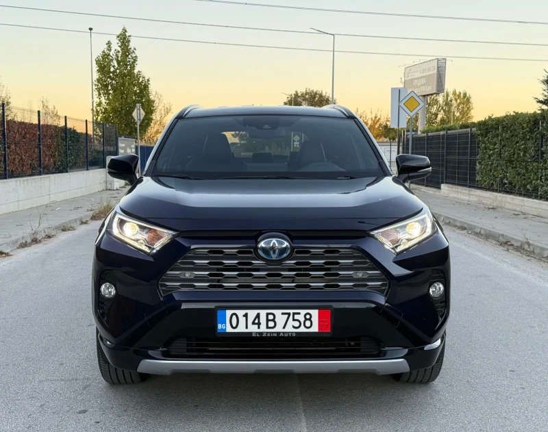 Toyota Rav4 2.5-222к.с.HYBRID* 4X4* LED* STYLE* ГАРАНЦИЯ* ИСТО, снимка 2 - Автомобили и джипове - 52236646