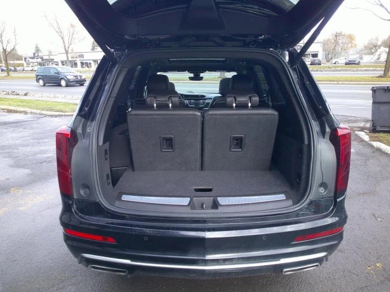 Cadillac XT6 PREMIUM LUXURY* BOSE* 360 CAM* ПАНОРАМА* ОБДУХВАНЕ, снимка 7 - Автомобили и джипове - 52536006