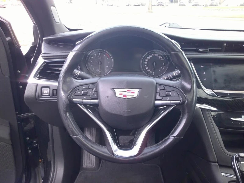 Cadillac XT6 PREMIUM LUXURY* BOSE* 360 CAM* ПАНОРАМА* ОБДУХВАНЕ, снимка 11 - Автомобили и джипове - 52536006