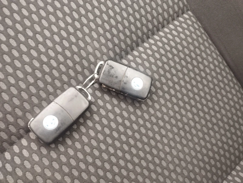 VW Tiguan 2000к 140к 4x4, снимка 13 - Автомобили и джипове - 52789987