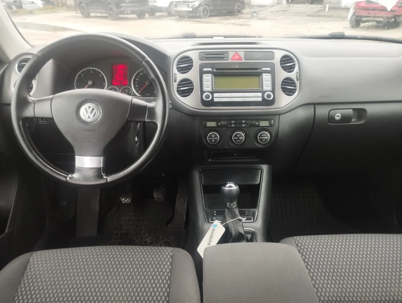 VW Tiguan 2000к 140к 4x4, снимка 9 - Автомобили и джипове - 52789987