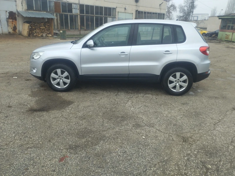 VW Tiguan 2000к 140к 4x4, снимка 3 - Автомобили и джипове - 52789987