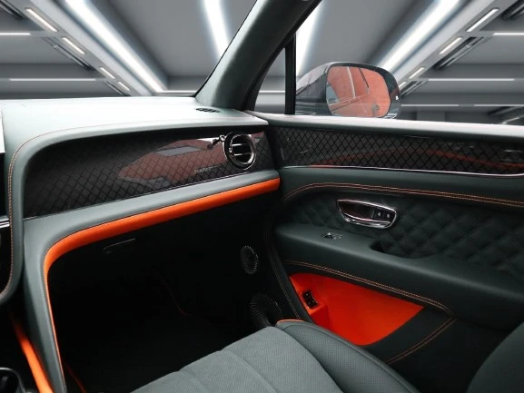 Bentley Bentayga S Hybrid = NEW = Black Edition Гаранция, снимка 13 - Автомобили и джипове - 52883511