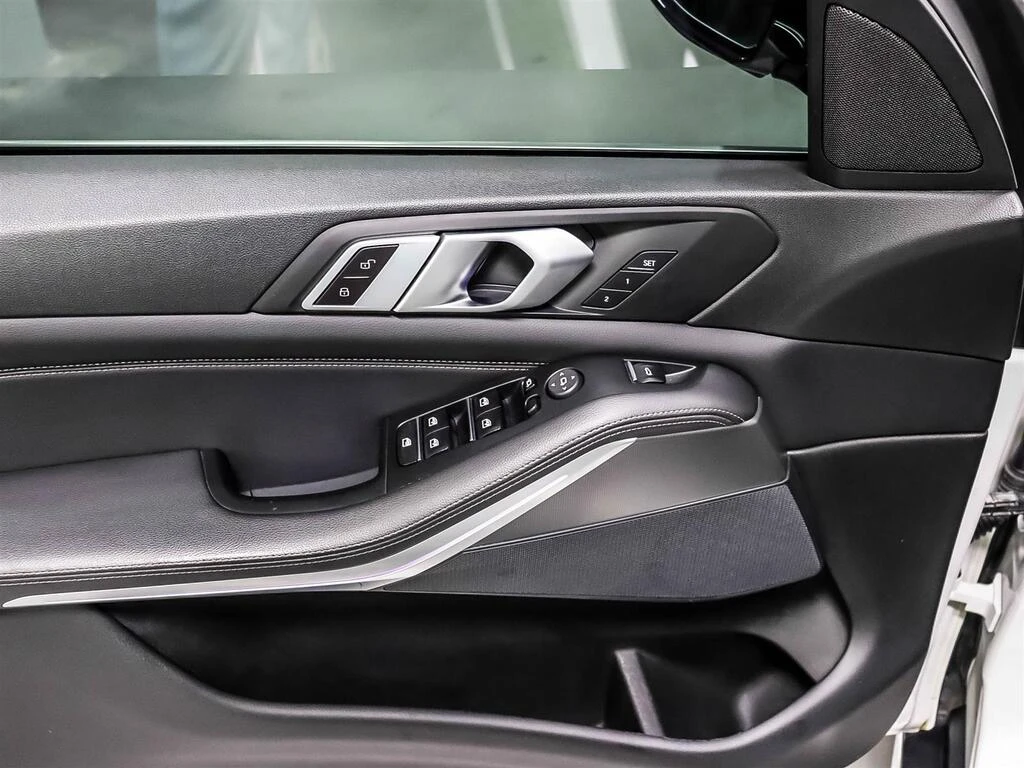 BMW X5  - изображение 8