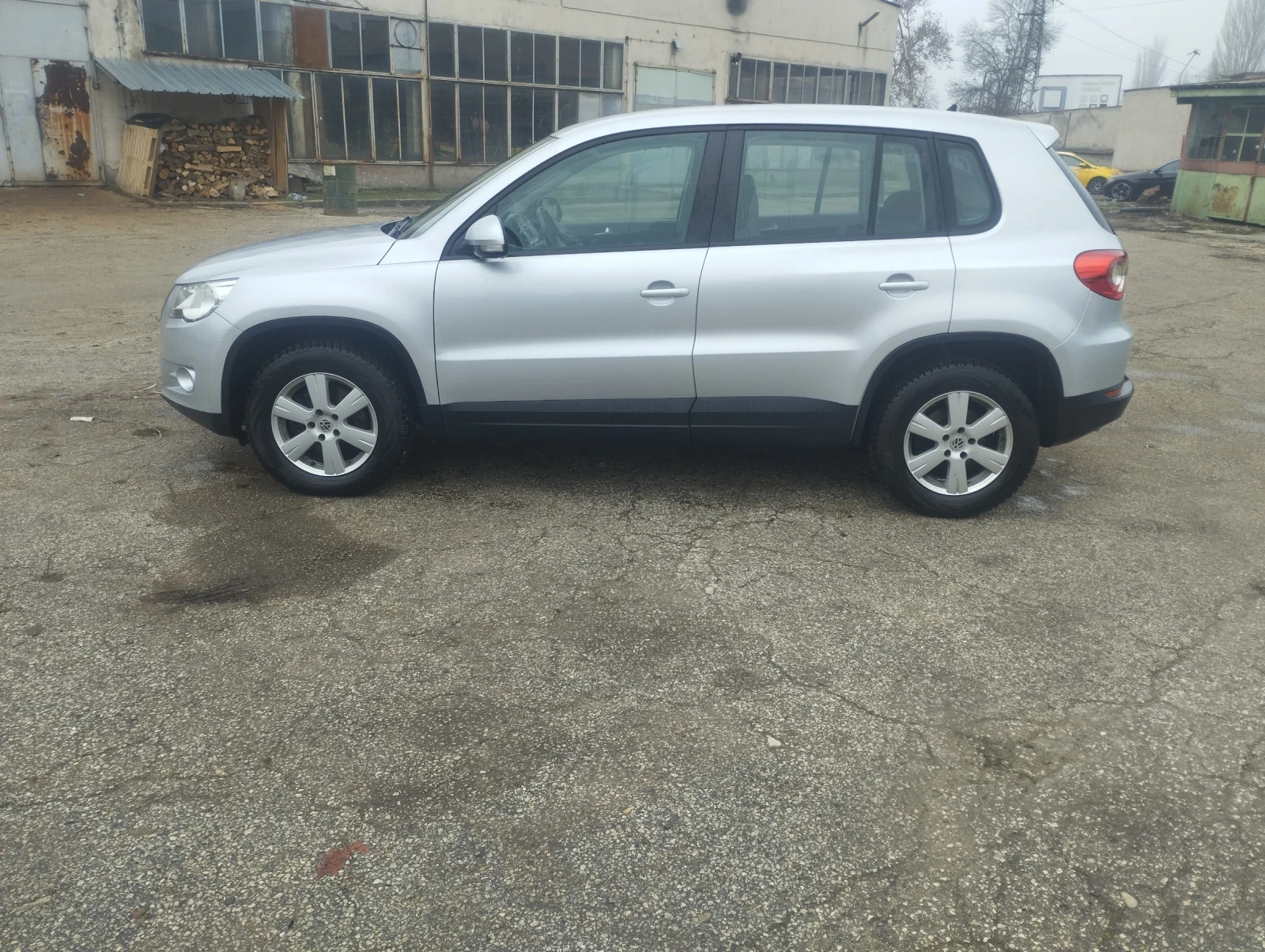 VW Tiguan 2000к 140к 4x4 - изображение 3