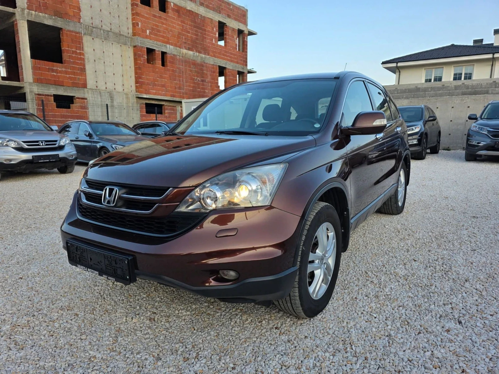 Honda Cr-v FULL SERVICE IN HONDA Камера Подгрев Навигация 4х4, снимка 3 - Автомобили и джипове - 53923436