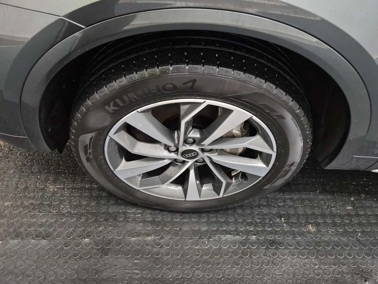 Audi Q5 * S LINE PREMIUM PLUS * CARFAX * 2 КЛЮЧА * ПАНО * , снимка 7 - Автомобили и джипове - 54365836