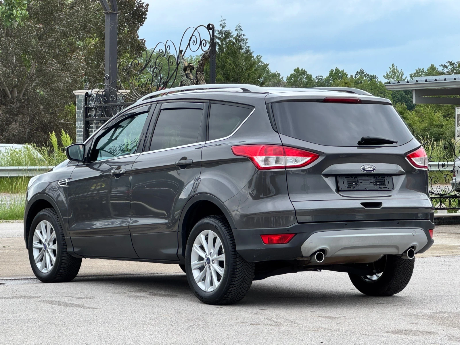 Ford Kuga 2.0TDCI 4х4 АВТОМАТ ИТАЛИЯ, снимка 12 - Автомобили и джипове - 54648392