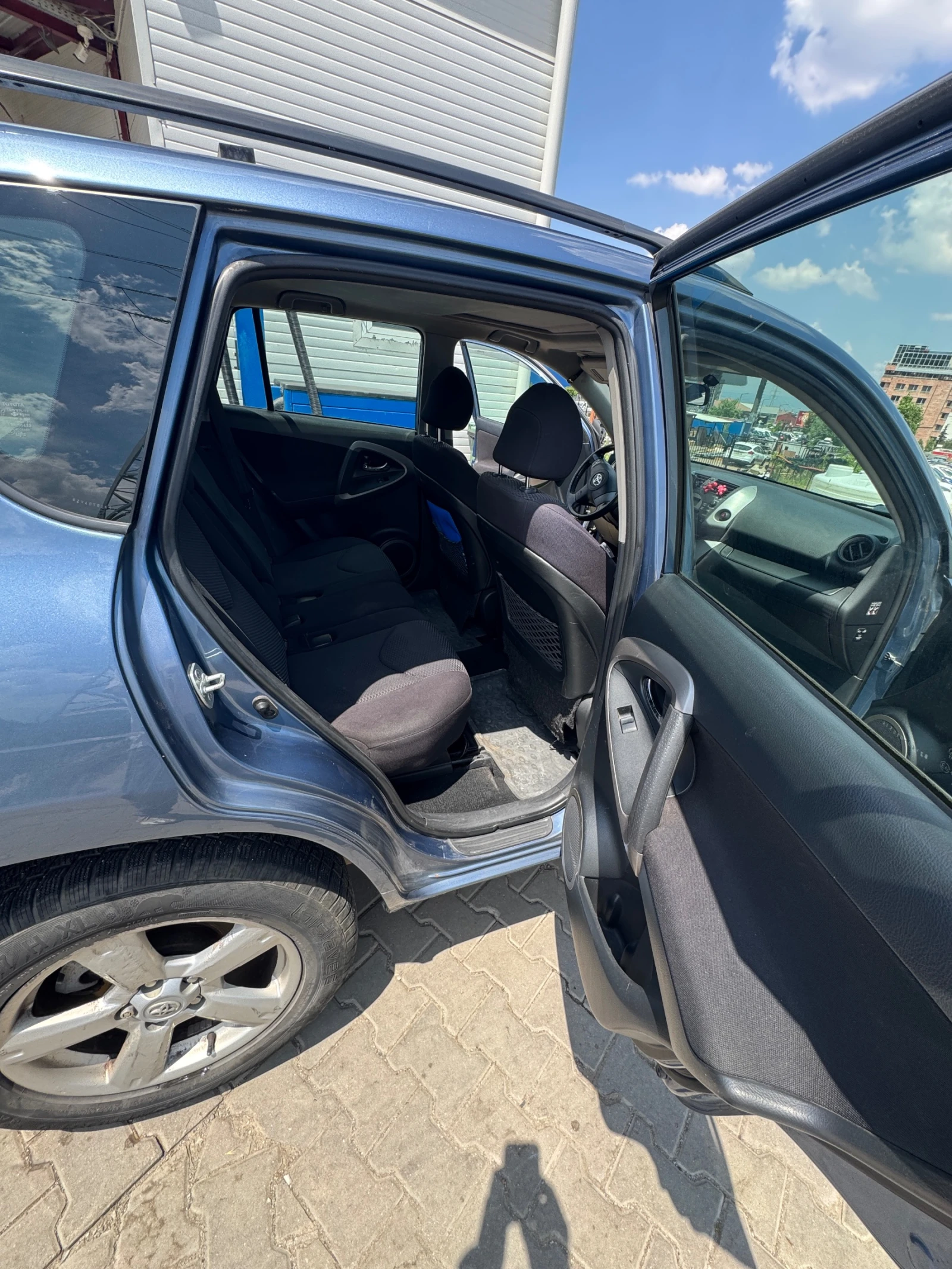 Toyota Rav4, снимка 12 - Автомобили и джипове - 55100986