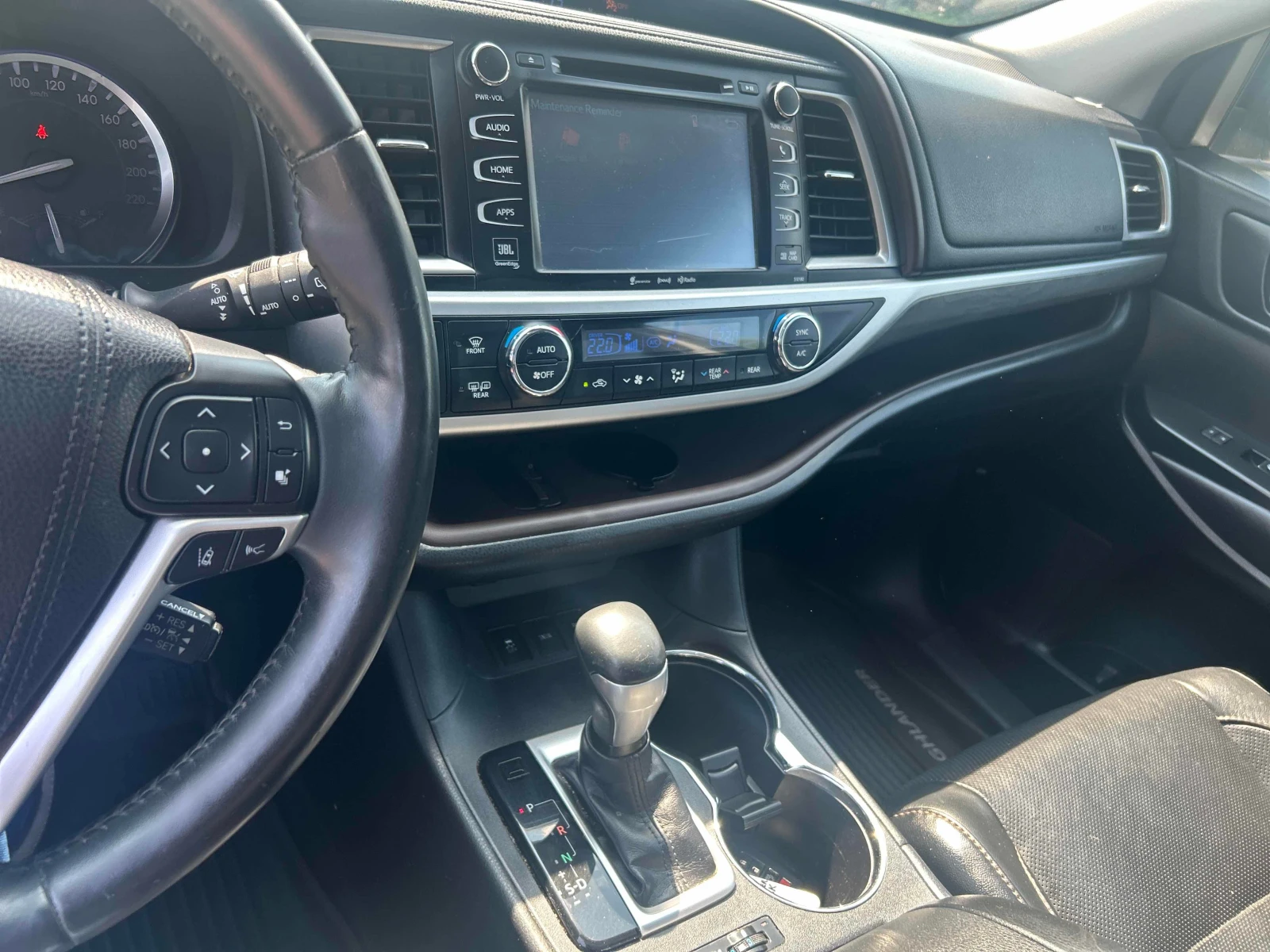 Toyota Highlander * Limited * CARFAX * ОПЦИЯ ЗА ФИНАНСИРАНЕ, снимка 9 - Автомобили и джипове - 55839097
